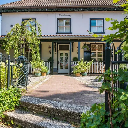 De Musschenberg Villa *