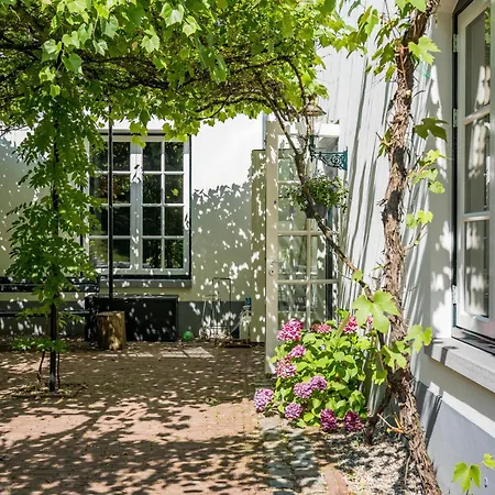 Villa De Musschenberg